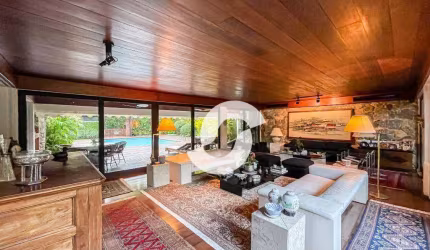 Casa com 4 dormitórios à venda, 743 m² por R$ 8.300.000,00 - São Francisco - Niterói/RJ