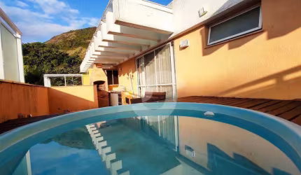 Cobertura com 3 dormitórios à venda, 193 m² por R$ 990.000,00 - Itacoatiara - Niterói/RJ