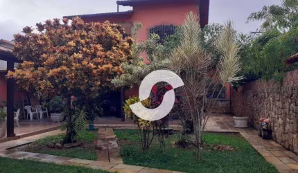 Casa com 3 dormitórios à venda, 196 m² por R$ 750.000,00 - Flamengo - Maricá/RJ