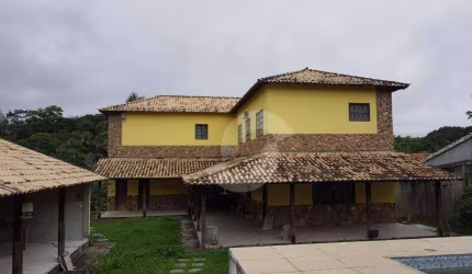 Sítio com 4 dormitórios à venda, 2000 m² por R$ 950.000,00 - Itaocaia Valley (Itaipuaçu) - Maricá/RJ