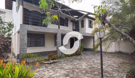 Casa com 5 dormitórios à venda, 340 m² por R$ 885.000,00 - Itaipu - Niterói/RJ