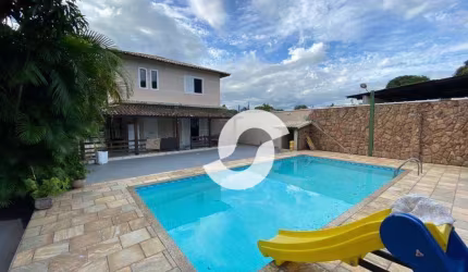 Casa à venda, 206 m² por R$ 800.000,00 - Papucaia - Cachoeiras de Macacu/RJ