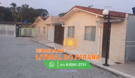 Casa em Condomínio 2 Quartos  Bal. Costa Azul.