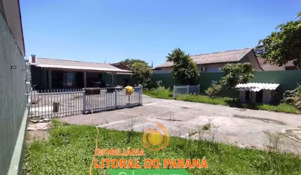 Casa  com  amplo terreno 360M²- Gaivotas - Matinhos