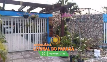 Casa Com Amplo jardim