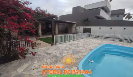 Casa 03 dormitórios com Piscina  -  Atami Sul - Pontal do Paraná