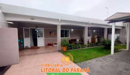 Casa  4 quartos (sendo 1 Suite) - com piscina - próximo ao mar -  Bal. Guarapari.