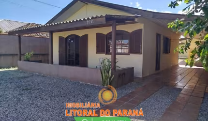 Casa à venda no bairro Shangri-la - Pontal do Paraná/PR