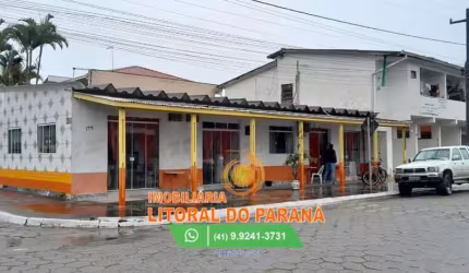 Sobrado comercial de esquina com 12 Quitinetes, 500m² de área total, Guarapari, Pontal do Paraná.