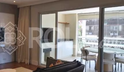 APARTAMENTO MOBILIADO 135 M² - REFORMADO - 3 SUÍTES- 3 VAGAS - PERDIZES