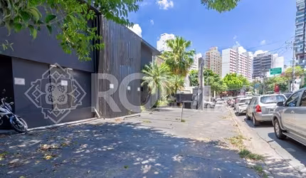 Casa Comercial para Locação em São Paulo-SP, Jardim América: 8 Salas, 2 Banheiros, 8 Vagas de Garagem - 281m²