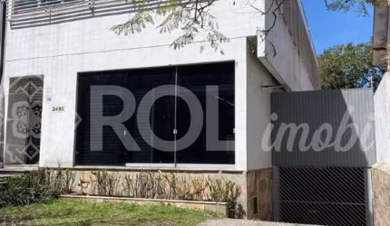 Casa Comercial para locação em Pinheiros, São Paulo-SP: 4 salas, 2 banheiros, 15 vagas de garagem, 790m² de área.