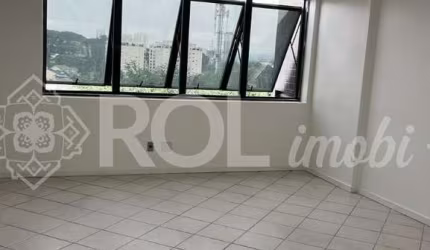 Sala comercial com 1 sala à venda na Rua Domingos Rodrigues, 341, Lapa, São Paulo, 38 m2 por R$ 325.000