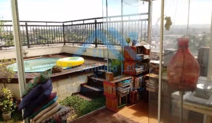 COBERTURA DUPLEX COM PISCINA