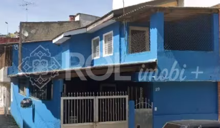 SOBRADO 53 M² - 2 DORMITÓRIOS - VARANDA -  1 VAGA - CARAPICUIBA
