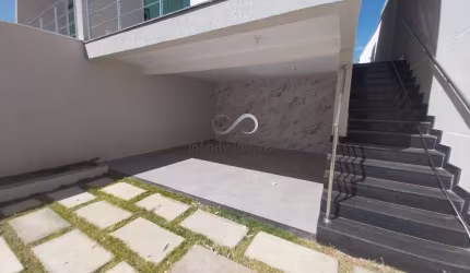 Casa com 3 quartos à venda na Décio Araújo, 142, Novo Centro, Santa Luzia por R$ 680.000