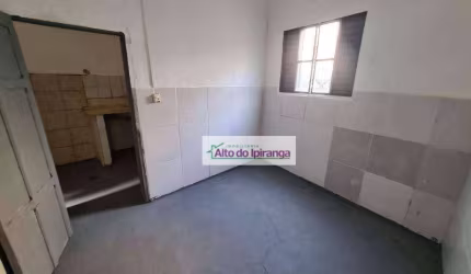 Casa com 1 dormitório para alugar, 28 m²  - Vila Gumercindo - São Paulo/SP