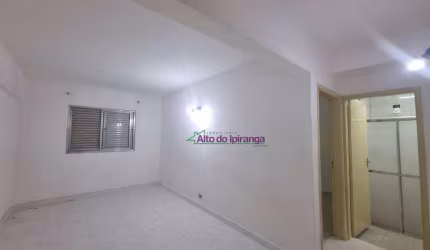 Apartamento com 1 dormitório para alugar, 50 m² por R$ 2.146,87/mês - Vila Gumercindo - São Paulo/SP