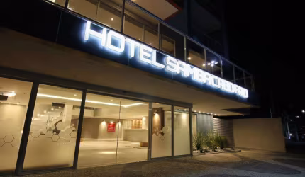 Flat mobiliado à venda - Hotel Samba