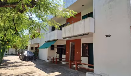 Casa em Condomínio para Venda em Cabo Frio, Palmeiras, 2 dormitórios, 1 banheiro, 1 vaga