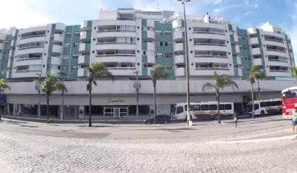 Apartamento para Locação em Cabo Frio, Jardim Flamboyant, 2 dormitórios, 1 banheiro, 1 vaga