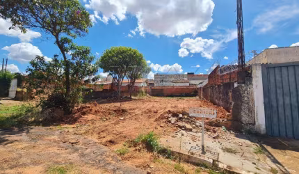 Terreno à venda na Rua Jacó Rosalino, Jardim Cruzeiro do Sul, Bauru, 275 m2 por R$ 195.000