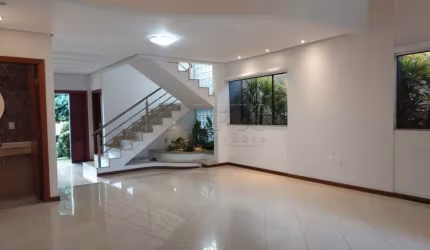 Casa em condomínio fechado com 5 quartos para alugar na Avenida Getúlio Vargas, Samambaia Parque Residencial, Bauru, 360 m2 por R$ 10.000
