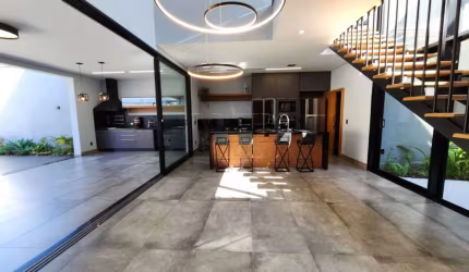 Casa com 4 quartos à venda na Rua Tupinambás, Jardim Itamaraty, Lençóis Paulista, 310 m2 por R$ 2.100.000