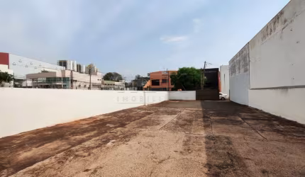 Terreno para alugar na Rua Vilma Bérgamo Abo Arrage, Vila Regina, Bauru, 440 m2 por R$ 2.000