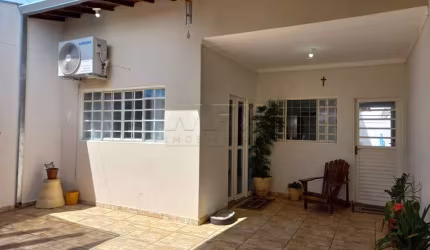 Casa com 3 quartos para alugar na Rua Antônio Pereira, Vila Industrial, Bauru, 123 m2 por R$ 2.800