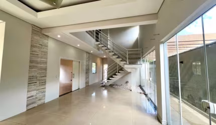 Casa com 3 quartos para alugar na Rua Nelly Nassif, Residencial Villaggio III, Bauru, 360 m2 por R$ 8.800