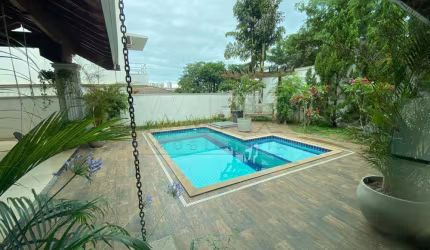 Casa em condomínio fechado com 4 quartos à venda na Avenida José Vicente Aiello, Residencial Tivoli II, Bauru, 520 m2 por R$ 1.800.000