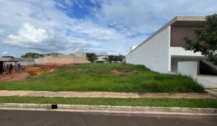 Terreno à venda na Avenida José Vicente Aiello, Residencial Villa Lobos, Bauru, 525 m2 por R$ 380.000