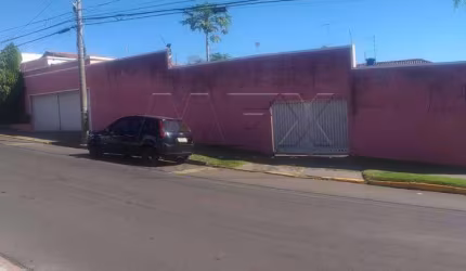 Casa com 4 quartos à venda na Rua Júlio de Mesquita Filho, Vila Aeroporto Bauru, Bauru, 380 m2 por R$ 1.700.000