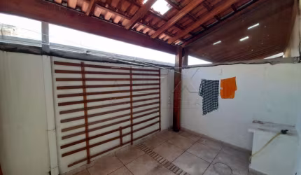 Casa em condomínio fechado com 2 quartos à venda na Rua Engenheiro Xerxes Ribeiro dos Santos, Núcleo Residencial Presidente Geisel, Bauru, 75 m2 por R$ 230.000