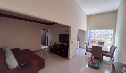 Casa com 2 quartos à venda na Rua José Gimenes Campanha, Jardim Vânia Maria, Bauru, 140 m2 por R$ 350.000