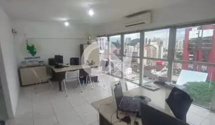 OPORTUNIDADE! SALA COMERCIAL COM VISTA PANORÂMICA - AV. JK – CENTRO DE JOINVILLE