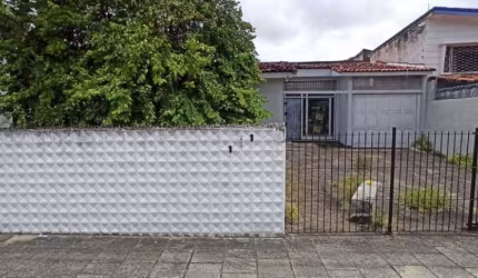 Casa com 3 dormitórios à venda, 420 m² por R$ 400.000 - Centro - João Pessoa/PB