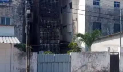 Apartamento com 3 dormitórios à venda por R$ 90.000,00 - Valentina de Figueiredo - João Pessoa/PB