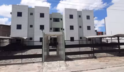 Apartamento com 2 dormitórios à venda, 54 m² por R$ 155.000 - Ernesto Geisel - João Pessoa/PB