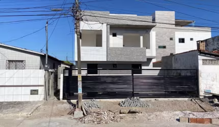 Apartamento com 2 dormitórios à venda por R$ 180.000 - José Américo de Almeida - João Pessoa/PB
