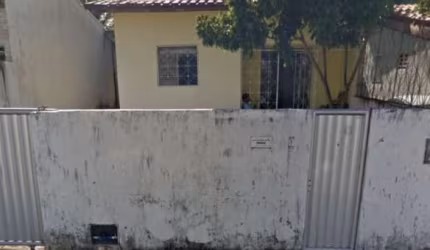 Casa com 3 dormitórios à venda por R$ 130.000,00 - Paratibe - João Pessoa/PB