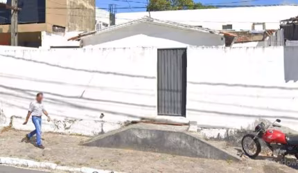 Terreno à venda, 280 m² por R$ 650.000 - Torre - João Pessoa/PB
