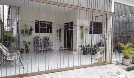 Casa com 4 dormitórios à venda por R$ 550.000,00 - Jardim São Paulo - João Pessoa/PB