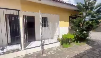 Casa com 2 dormitórios à venda por R$ 160.000,00 - Planalto Boa Esperança - João Pessoa/PB