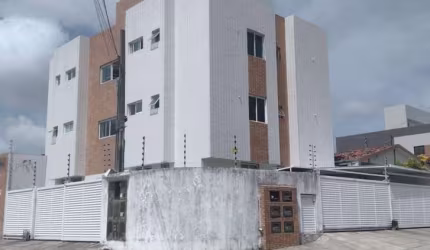 Apartamento com 2 dormitórios à venda, 55 m² por R$ 184.000 - Mangabeira - João Pessoa/PB