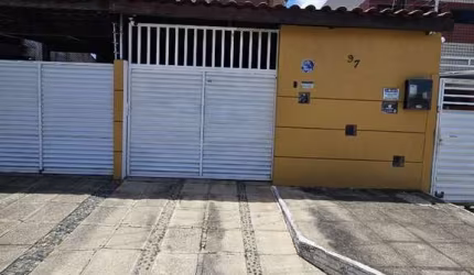 Casa com 3 dormitórios à venda, 130 m² por R$ 450.000 - Água Fria - João Pessoa/PB
