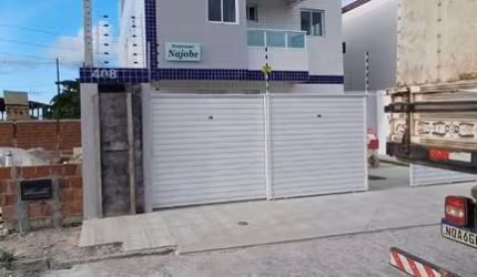 Apartamento com 2 dormitórios sendo 1 suíte à venda por R$ 200.000 - João Paulo II - João Pessoa/PB