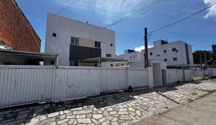 Apartamento com 2 dormitórios à venda por R$ 130.000 - Muçumagro - João Pessoa/PB