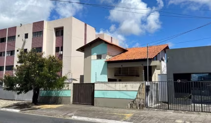 Casa com 4 dormitórios à venda, 280 m² por R$ 625.000,00 - Bancários - João Pessoa/PB